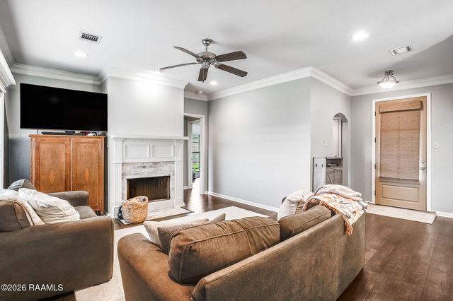 104 Everglades Drive, Lafayette, LA 70508