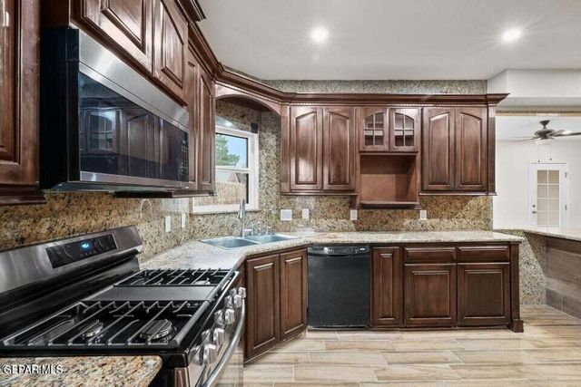 7216 DESERT JEWEL Drive, El Paso, TX 79912