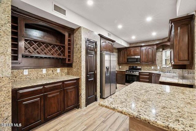7216 DESERT JEWEL Drive, El Paso, TX 79912