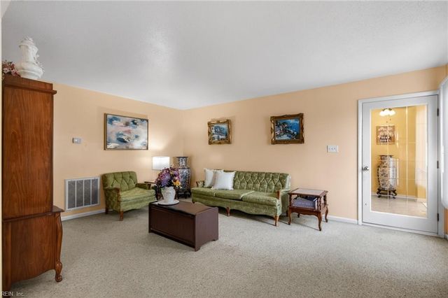 446 Abbotsleigh CT, Virginia Beach, VA 23452