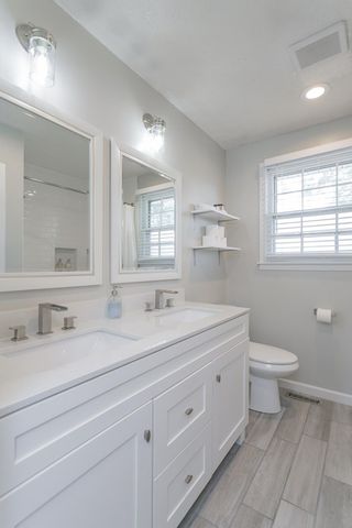 105 Raindrop Ln, Hendersonville, TN 37075