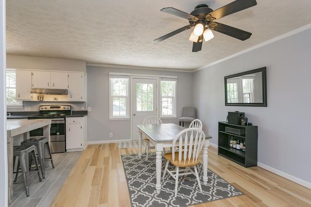 105 Raindrop Ln, Hendersonville, TN 37075