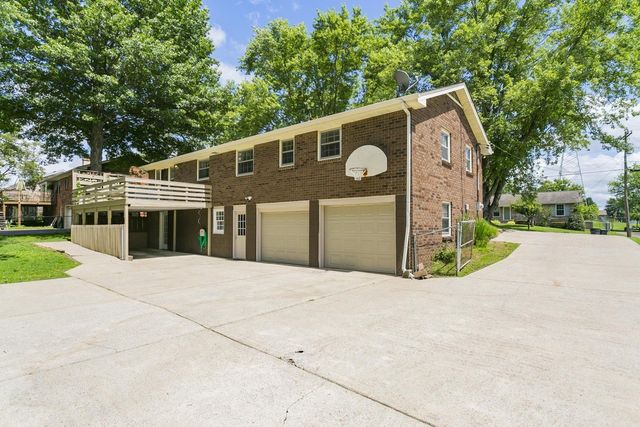 105 Raindrop Ln, Hendersonville, TN 37075