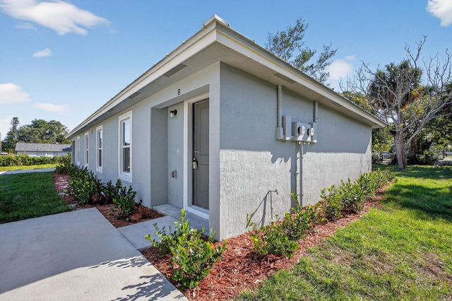 1115 F Avenue B, Fort Pierce, FL 34950