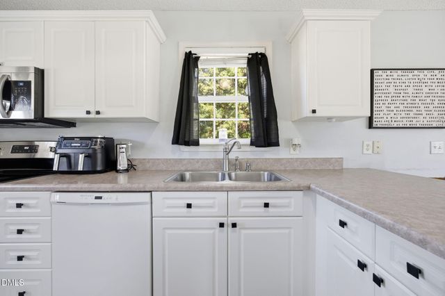6821 Flying Eagle Court, Wendell, NC 27591
