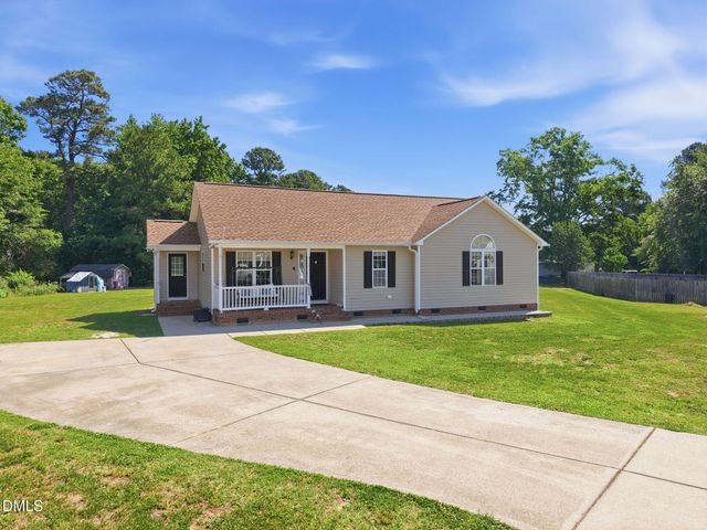 6821 Flying Eagle Court, Wendell, NC 27591