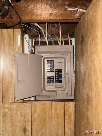 74 Vandenberg Avenue, Lancaster, NY 14086