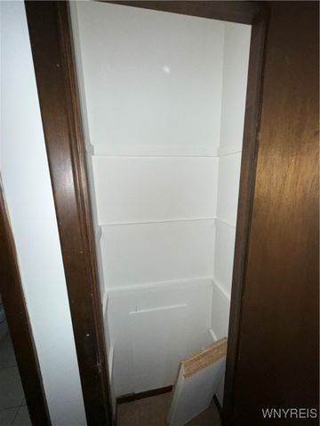 74 Vandenberg Avenue, Lancaster, NY 14086