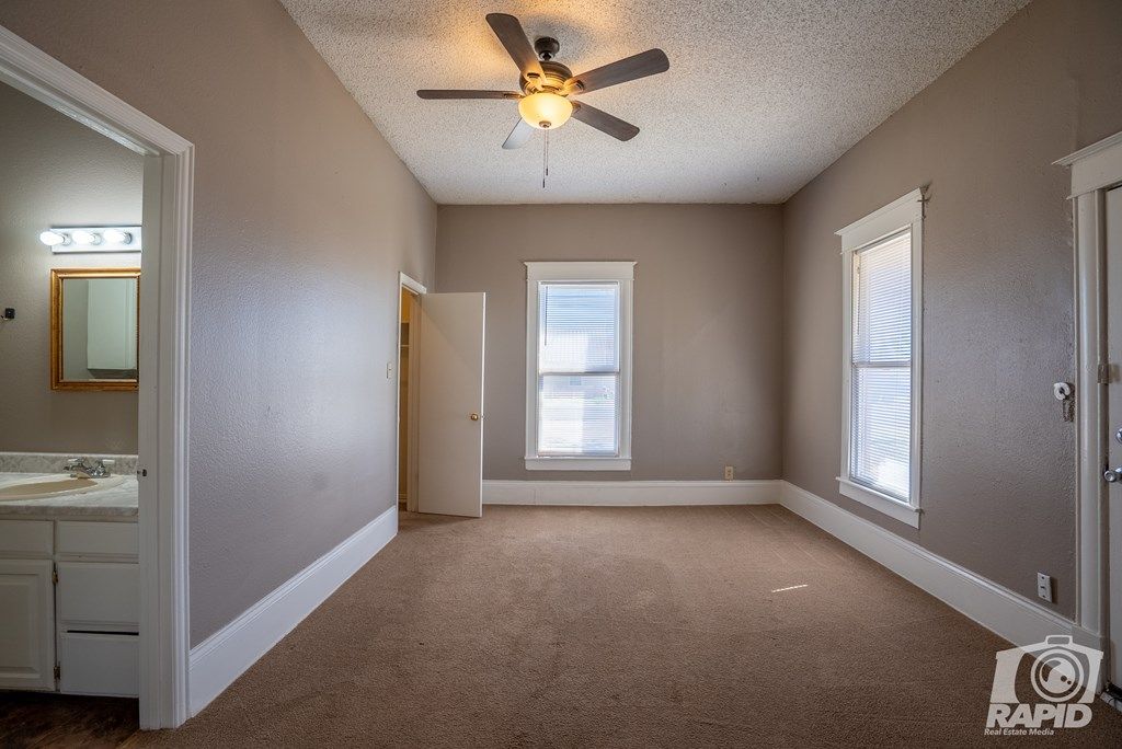 Image 12 of property listing at 3207 Webster Ave, San Angelo, TX 76901