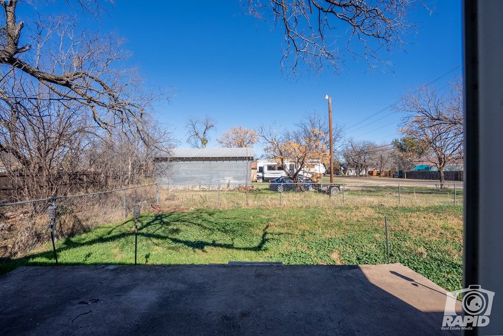 Image 25 of property listing at 3207 Webster Ave, San Angelo, TX 76901