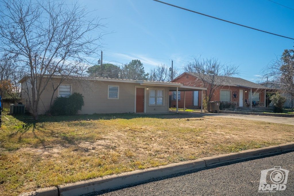 Image 31 of property listing at 3207 Webster Ave, San Angelo, TX 76901