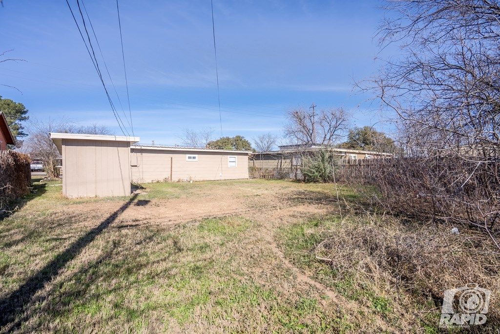 Image 50 of property listing at 3207 Webster Ave, San Angelo, TX 76901