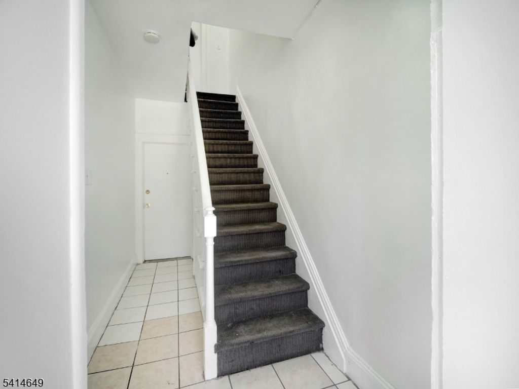 6011 Van Buren Pl, West New York Town, NJ 07093 — photo 3