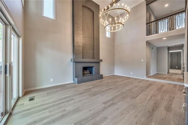4512 W 90th Street, Prairie Village, KS 66207