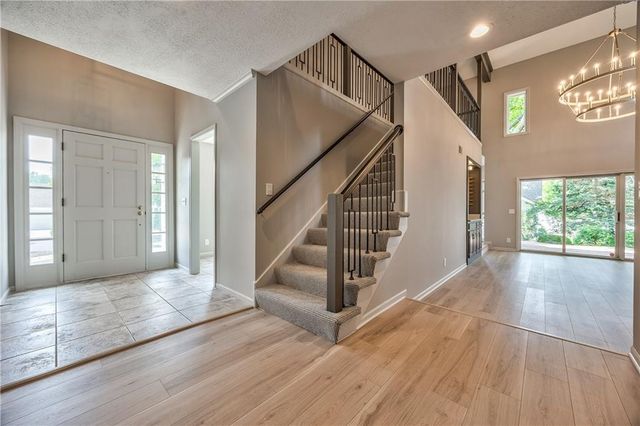 4512 W 90th Street, Prairie Village, KS 66207