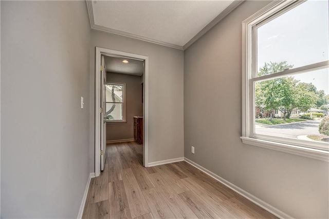 4512 W 90th Street, Prairie Village, KS 66207