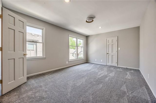 4512 W 90th Street, Prairie Village, KS 66207