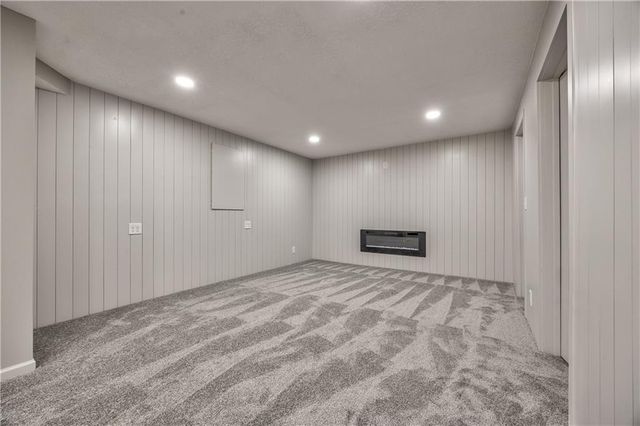 4512 W 90th Street, Prairie Village, KS 66207