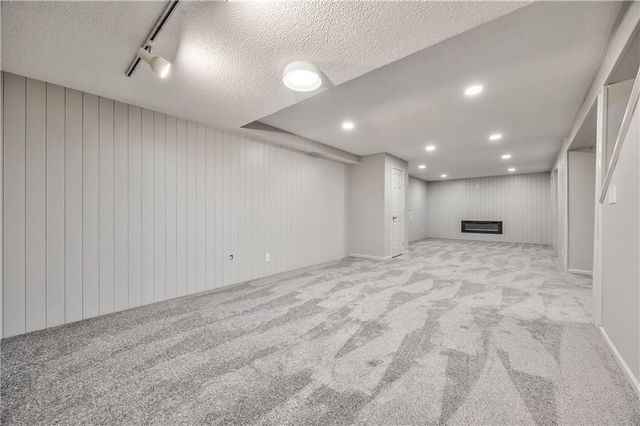 4512 W 90th Street, Prairie Village, KS 66207