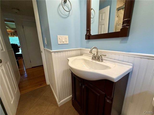305 Stanton Drive, Dewitt, NY 13214