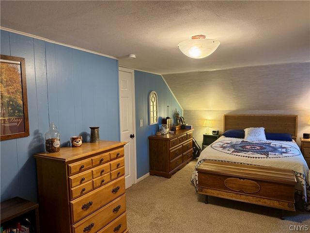 305 Stanton Drive, Dewitt, NY 13214