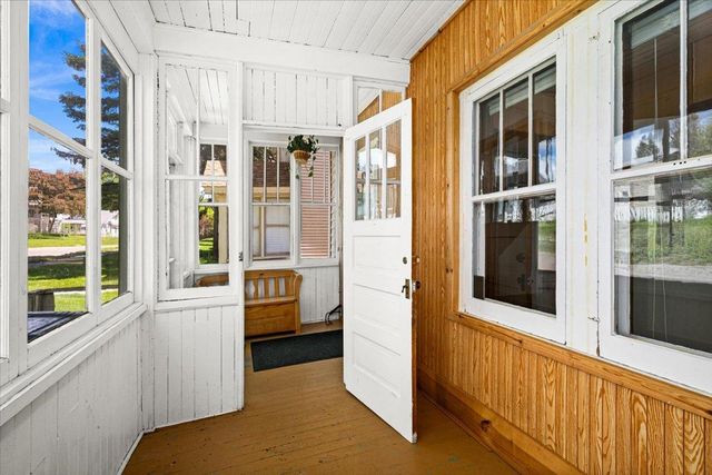 2424 W 7th Street, Duluth, MN 55806