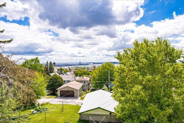 2424 W 7th Street, Duluth, MN 55806