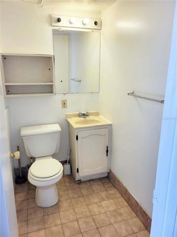 914 SW 8TH AVENUE 26, Gainesville, FL 32601
