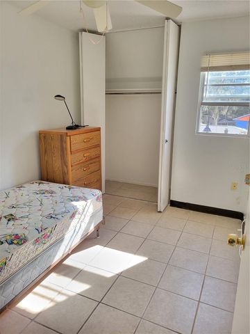 914 SW 8TH AVENUE 26, Gainesville, FL 32601