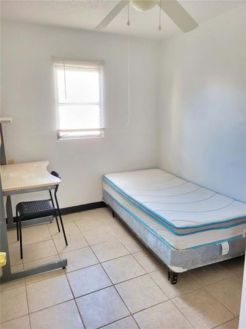 914 SW 8TH AVENUE 26, Gainesville, FL 32601