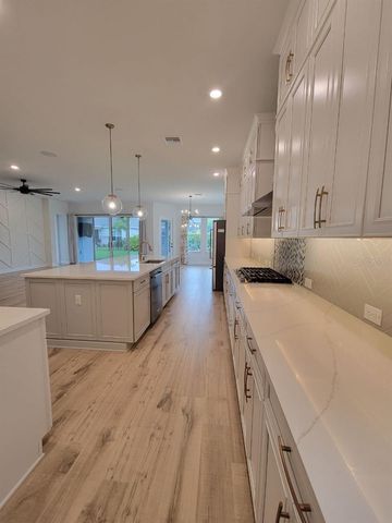 7708 PARADISO DRIVE, Apollo Beach, FL 33572