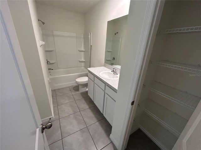8736 MILESTONE DRIVE, Sarasota, FL 34238