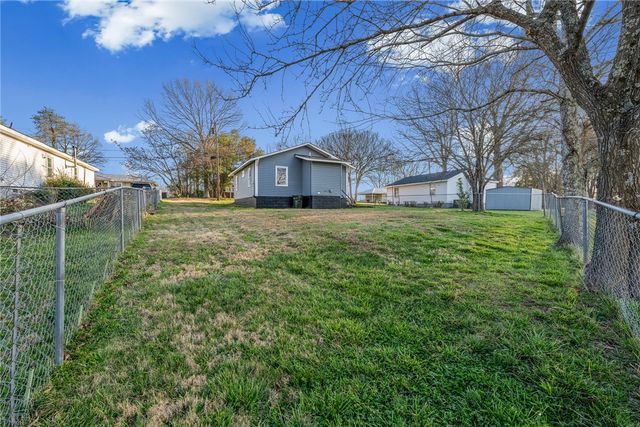 114 Welborn Circle, Easley, SC 29640