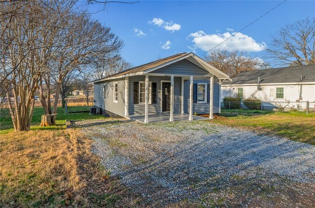 114 Welborn Circle, Easley, SC 29640