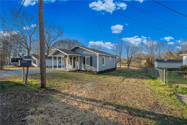 114 Welborn Circle, Easley, SC 29640