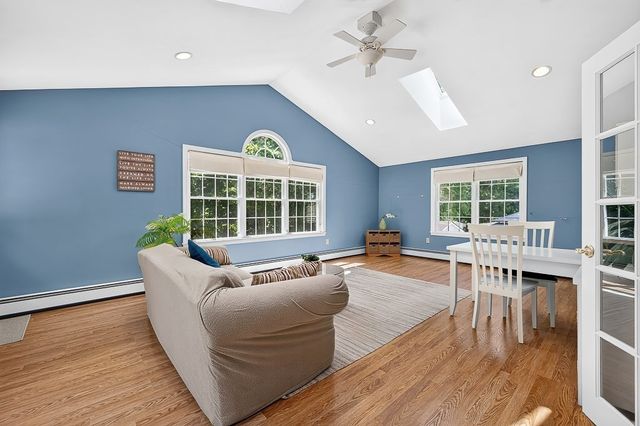 78 Darnell Rd, Worcester, MA 01606