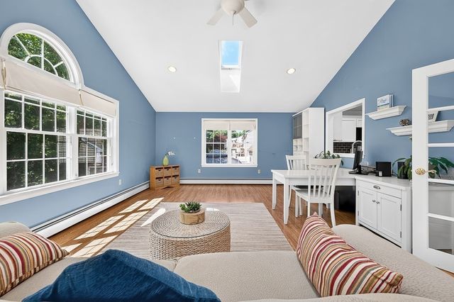 78 Darnell Rd, Worcester, MA 01606