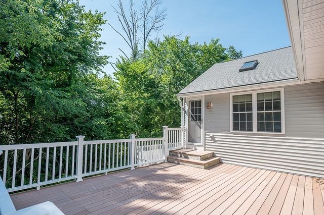 78 Darnell Rd, Worcester, MA 01606