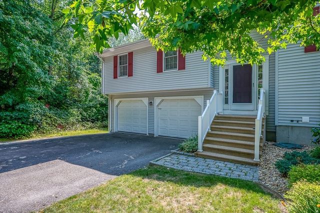 78 Darnell Rd, Worcester, MA 01606