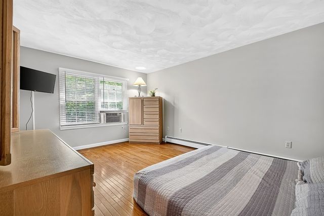 78 Darnell Rd, Worcester, MA 01606