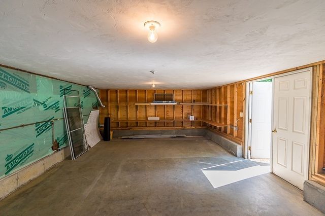 78 Darnell Rd, Worcester, MA 01606