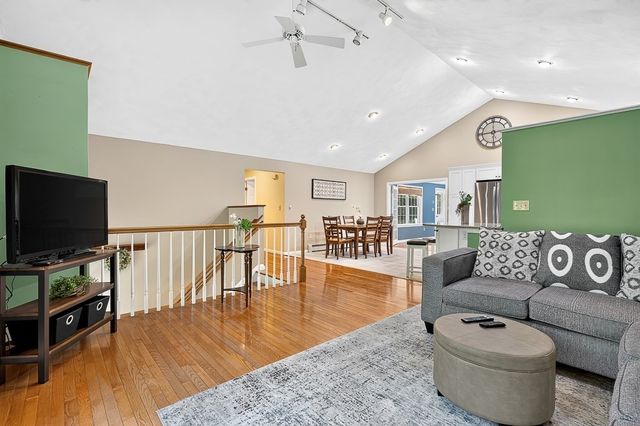 78 Darnell Rd, Worcester, MA 01606