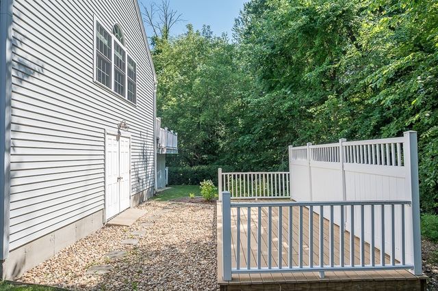 78 Darnell Rd, Worcester, MA 01606