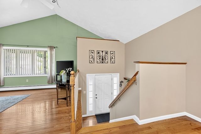 78 Darnell Rd, Worcester, MA 01606