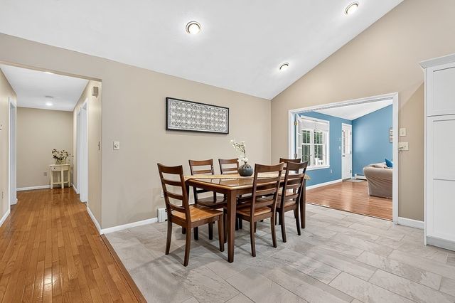 78 Darnell Rd, Worcester, MA 01606
