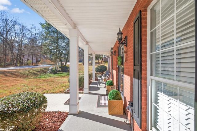 1009 Shumard Lane, Mcdonough, GA 30252