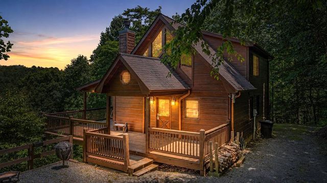 469 Mountain High Drive, Mineral Bluff, GA 30559