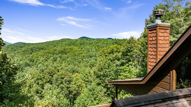 469 Mountain High Drive, Mineral Bluff, GA 30559