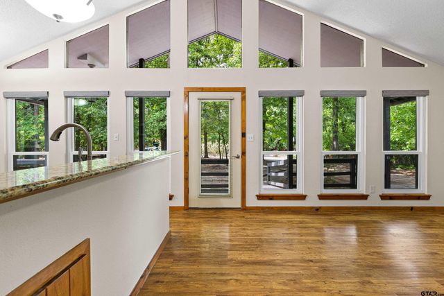 274 Wildwood Trail, Holly Lake Ranch, TX 75765