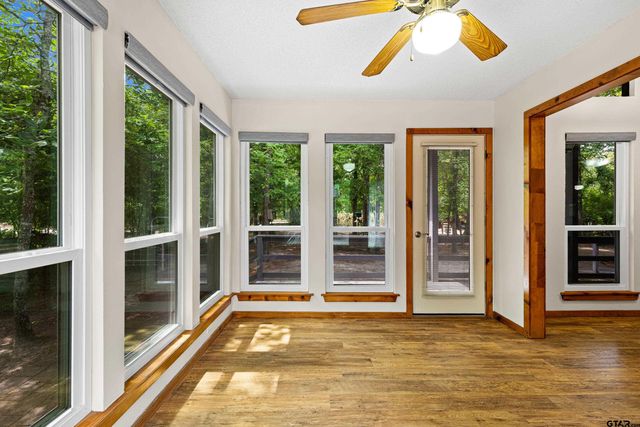 274 Wildwood Trail, Holly Lake Ranch, TX 75765